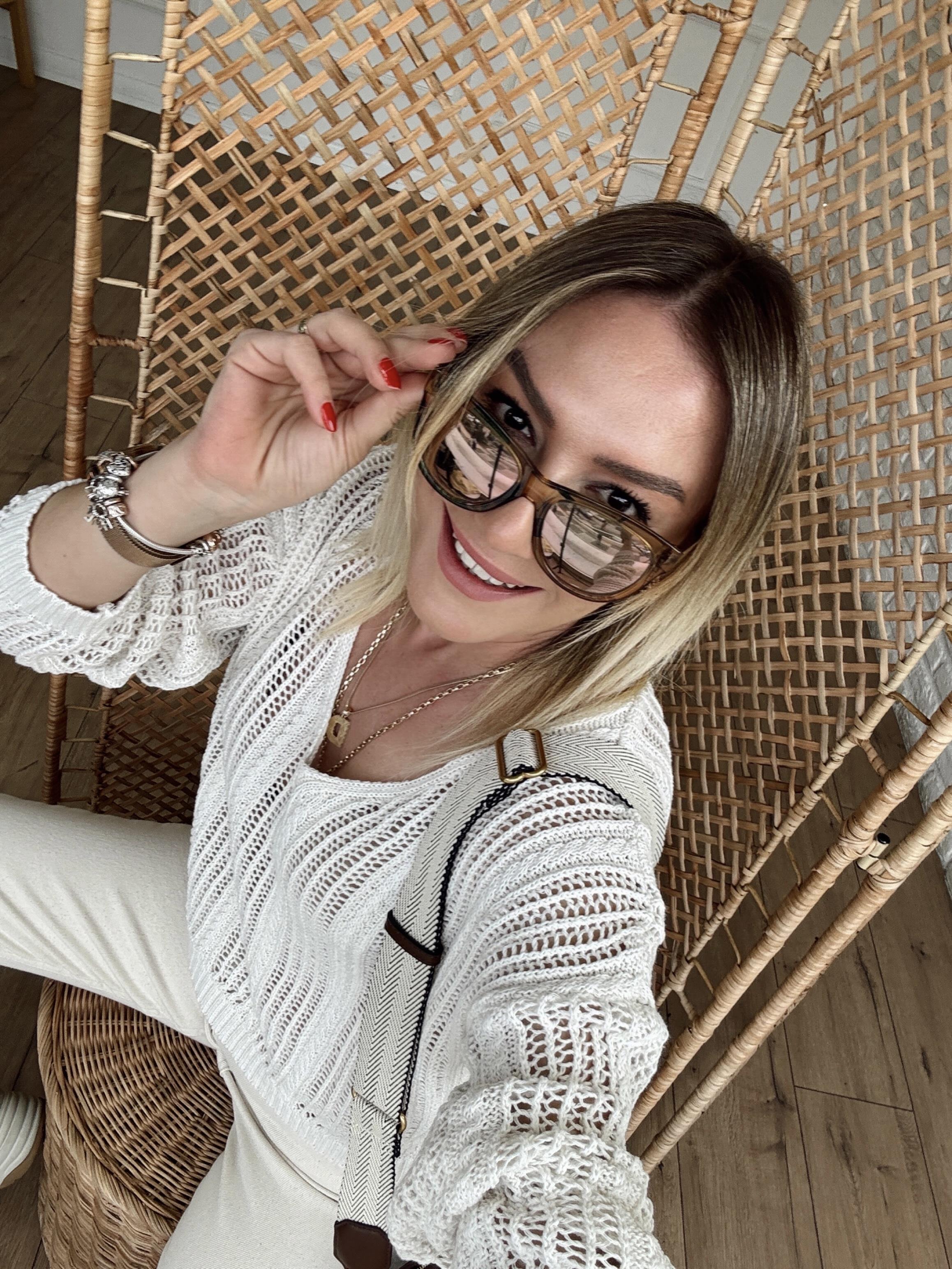 Örgü Model V Yaka Triko EKRU