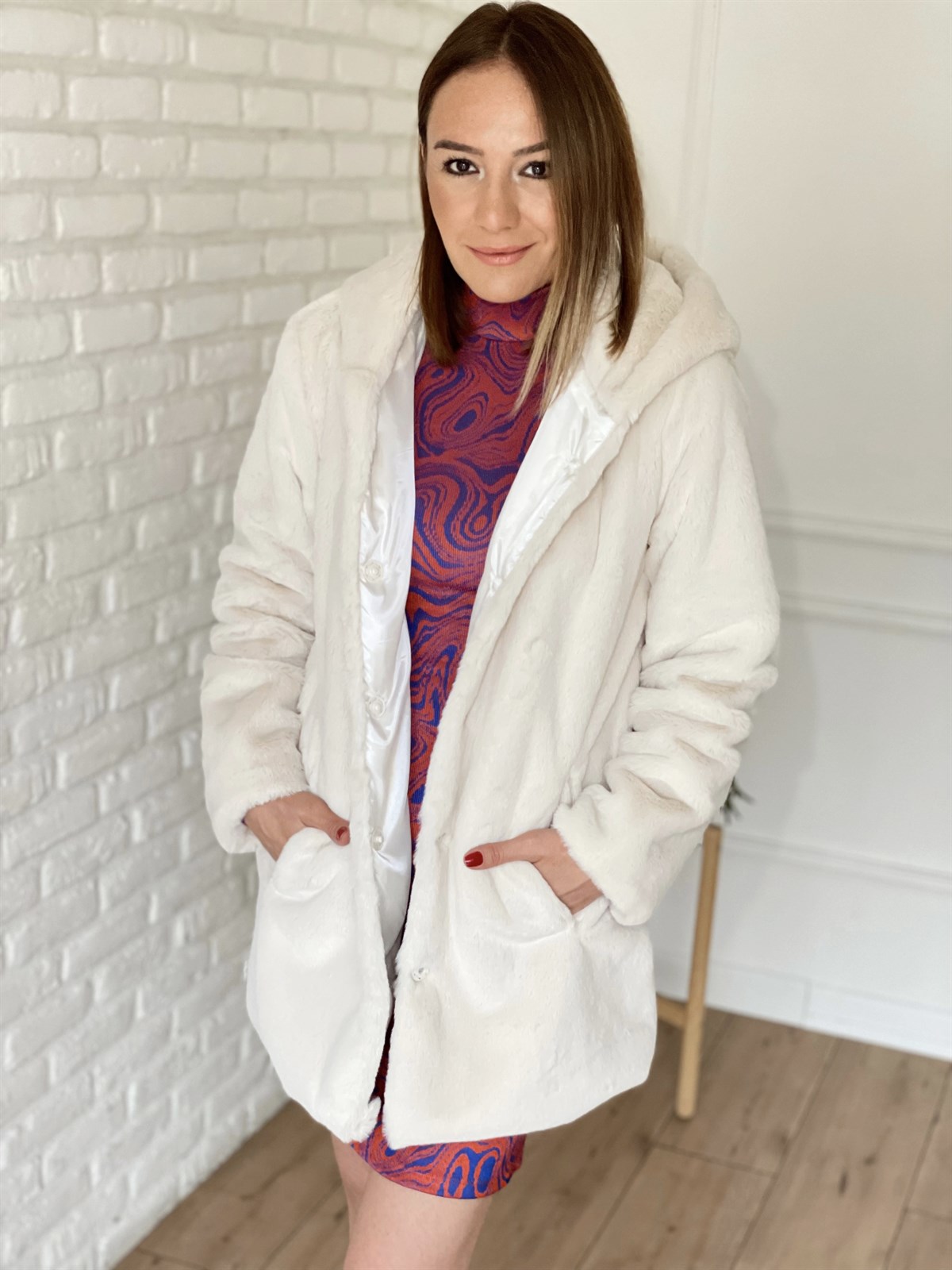Peluş Mont Taş
