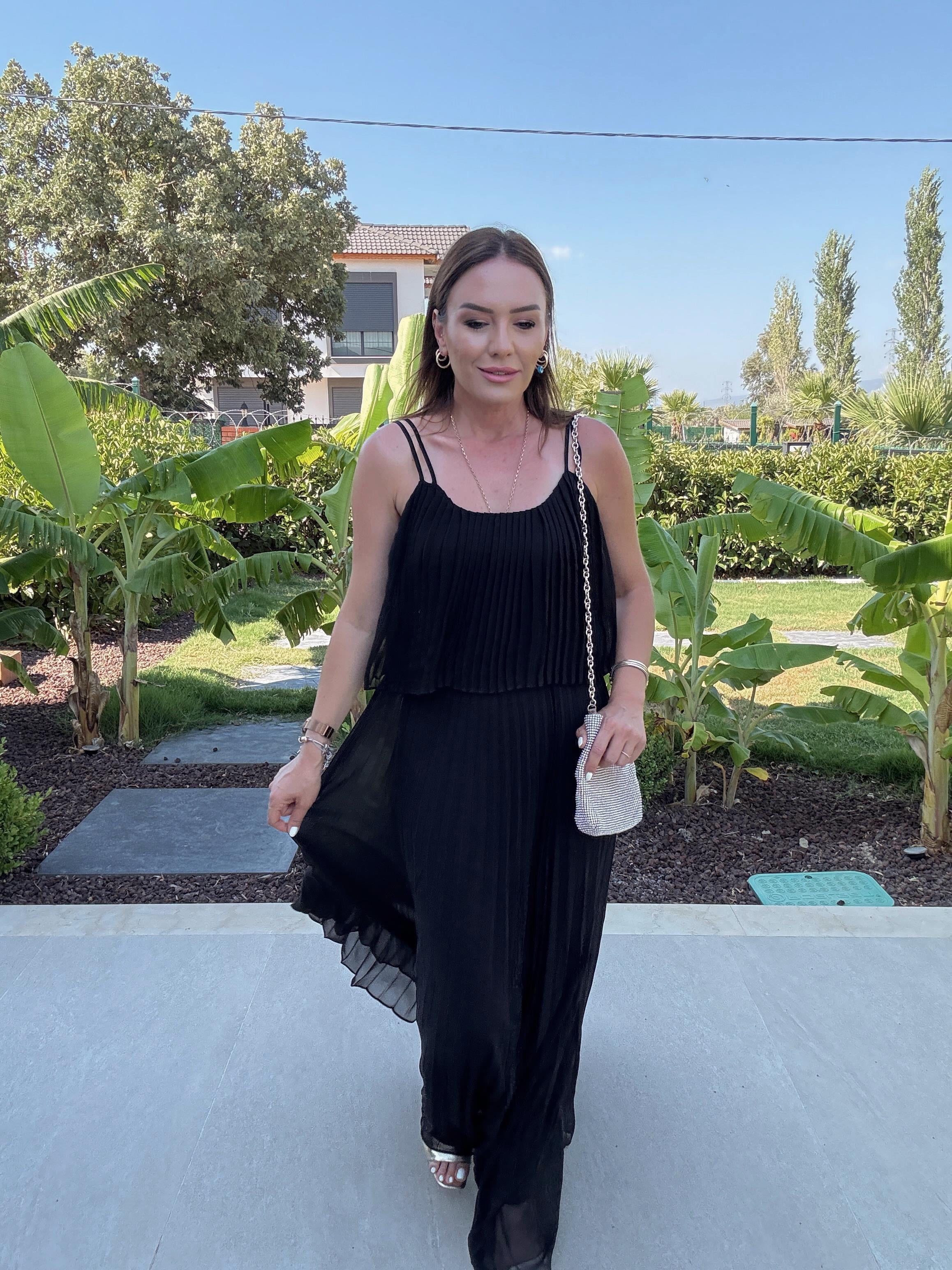 Piliseli Şifon Elbise SİYAH