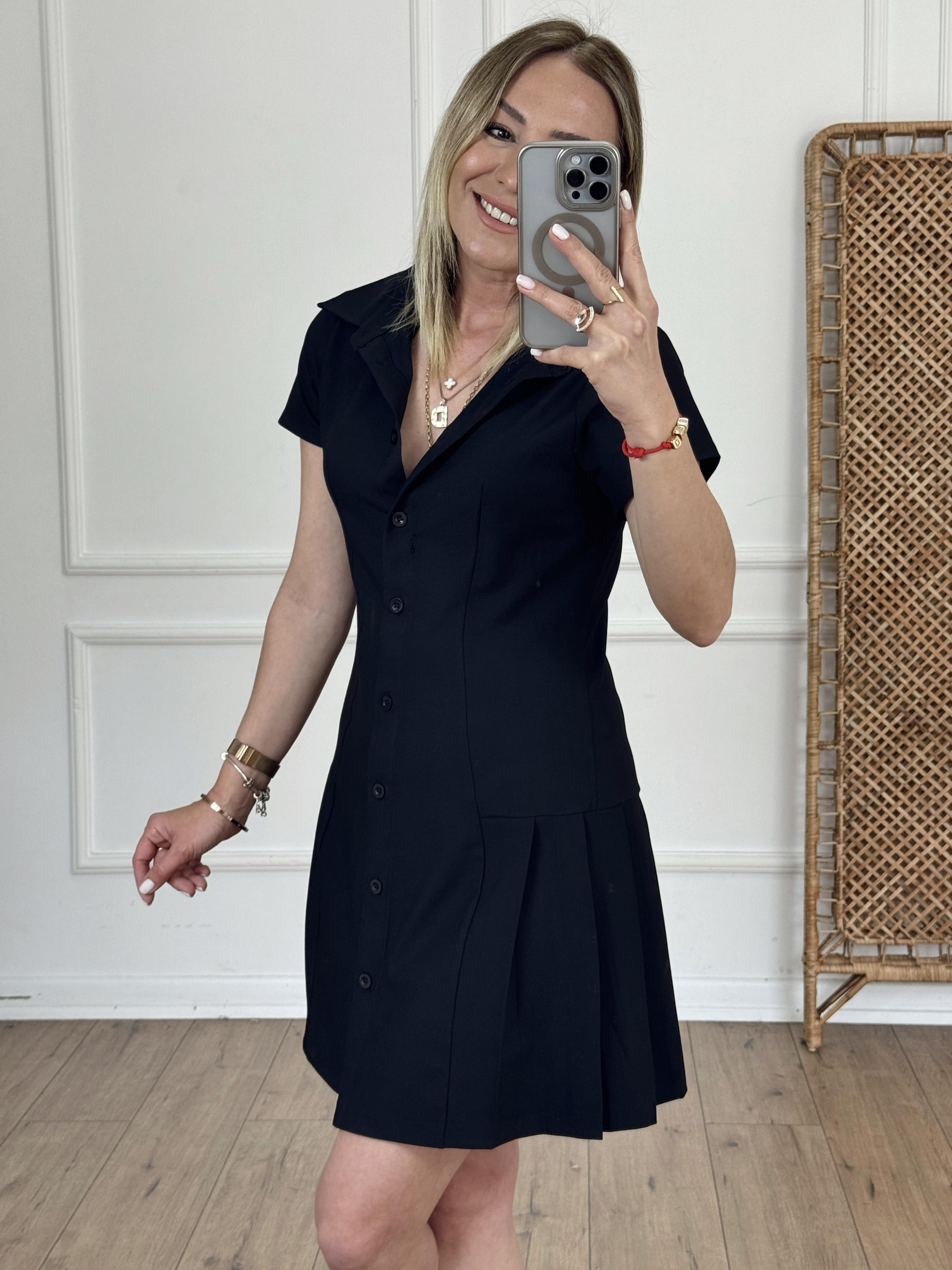 Polo Yaka Önü Düğmeli Pileli Elbise SİYAH