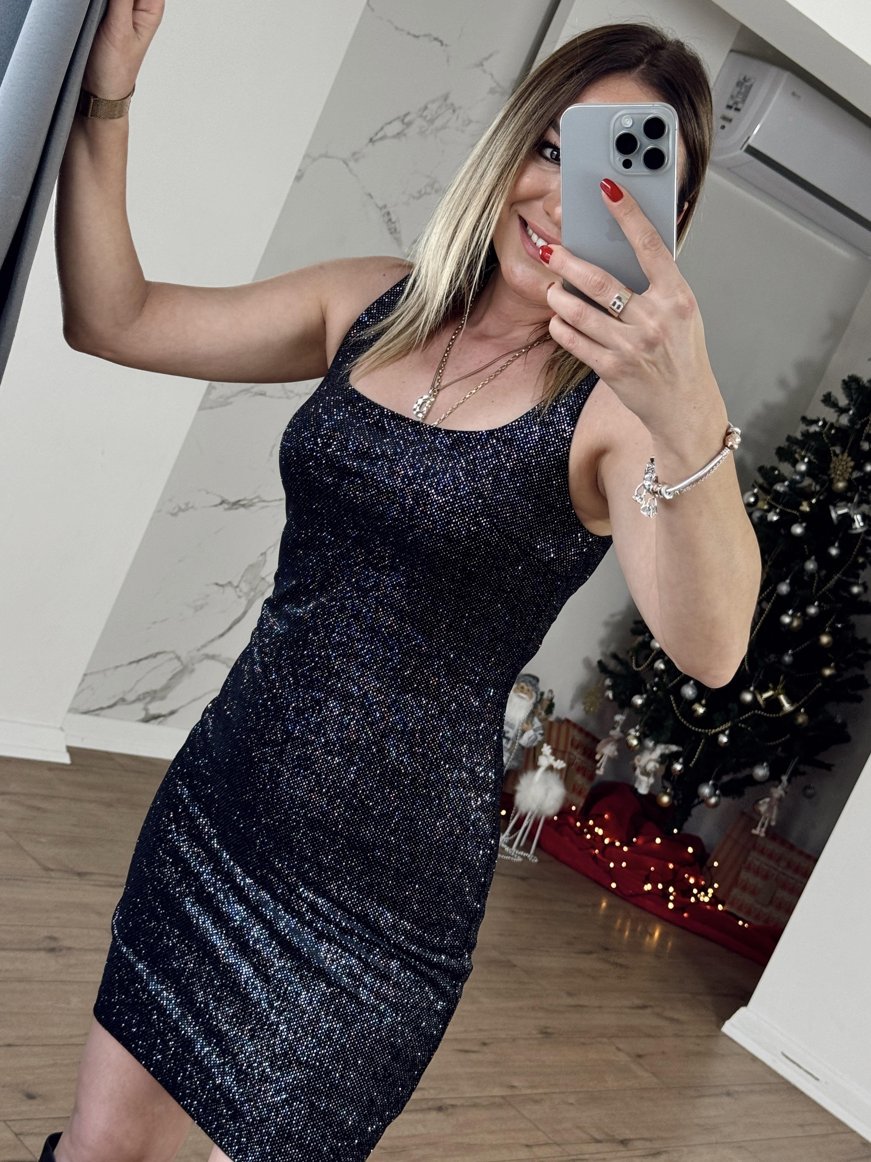 Simli Kare Yaka Elbise SİYAH