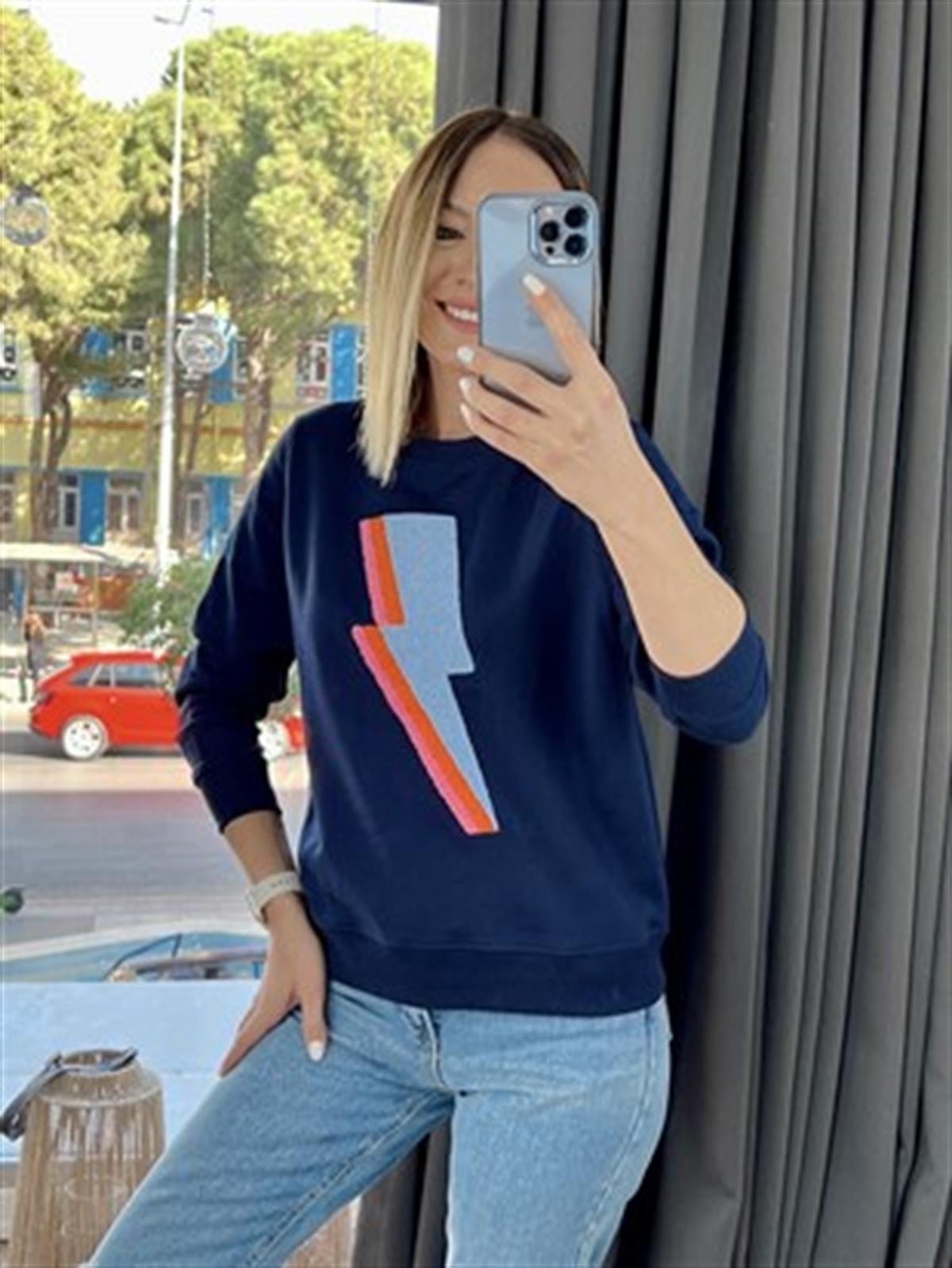 ŞİMŞEK DESENLİ SWEAT LACİVERT