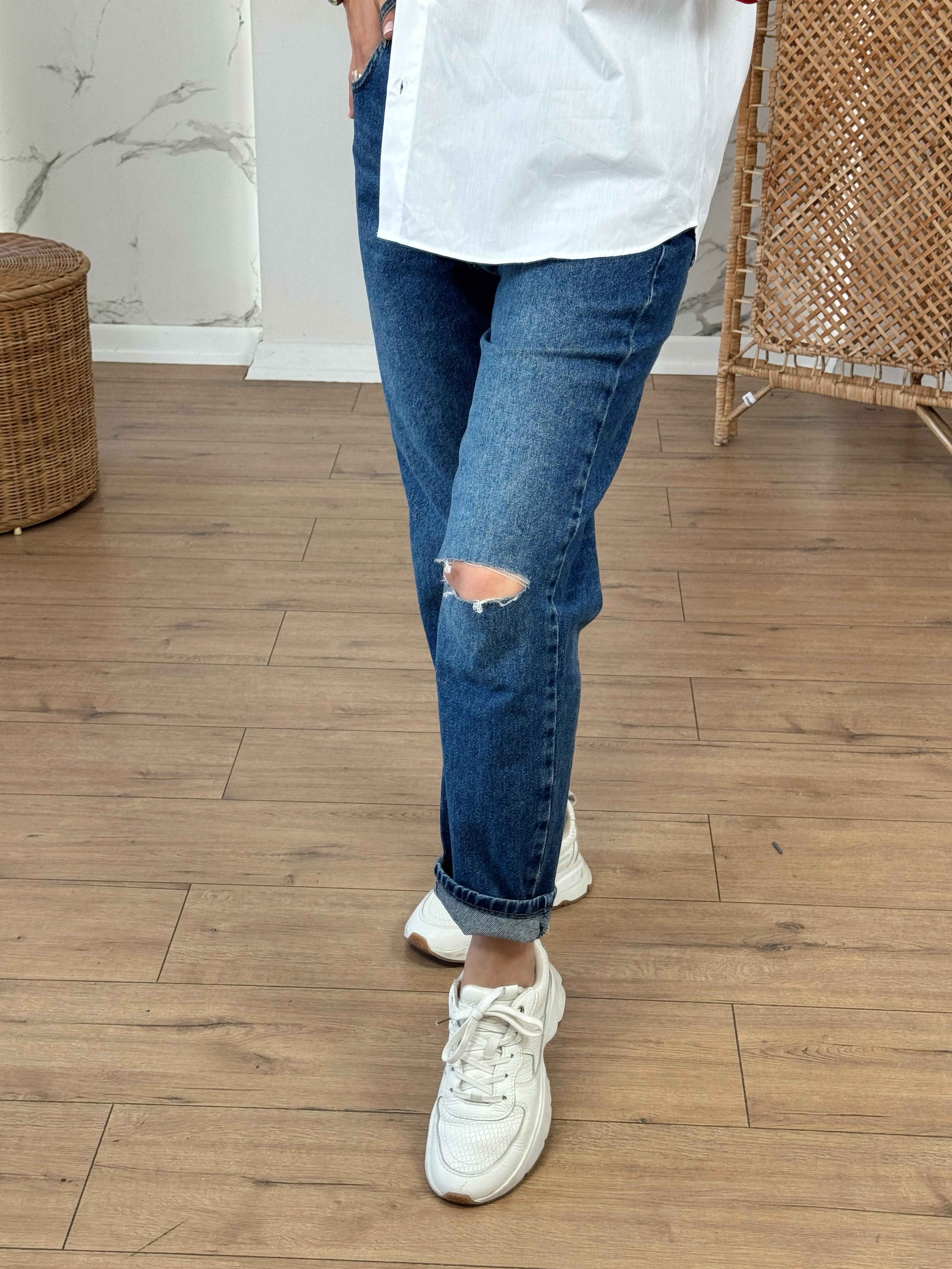 Yırtık Detaylı Mom Jean MAVİ