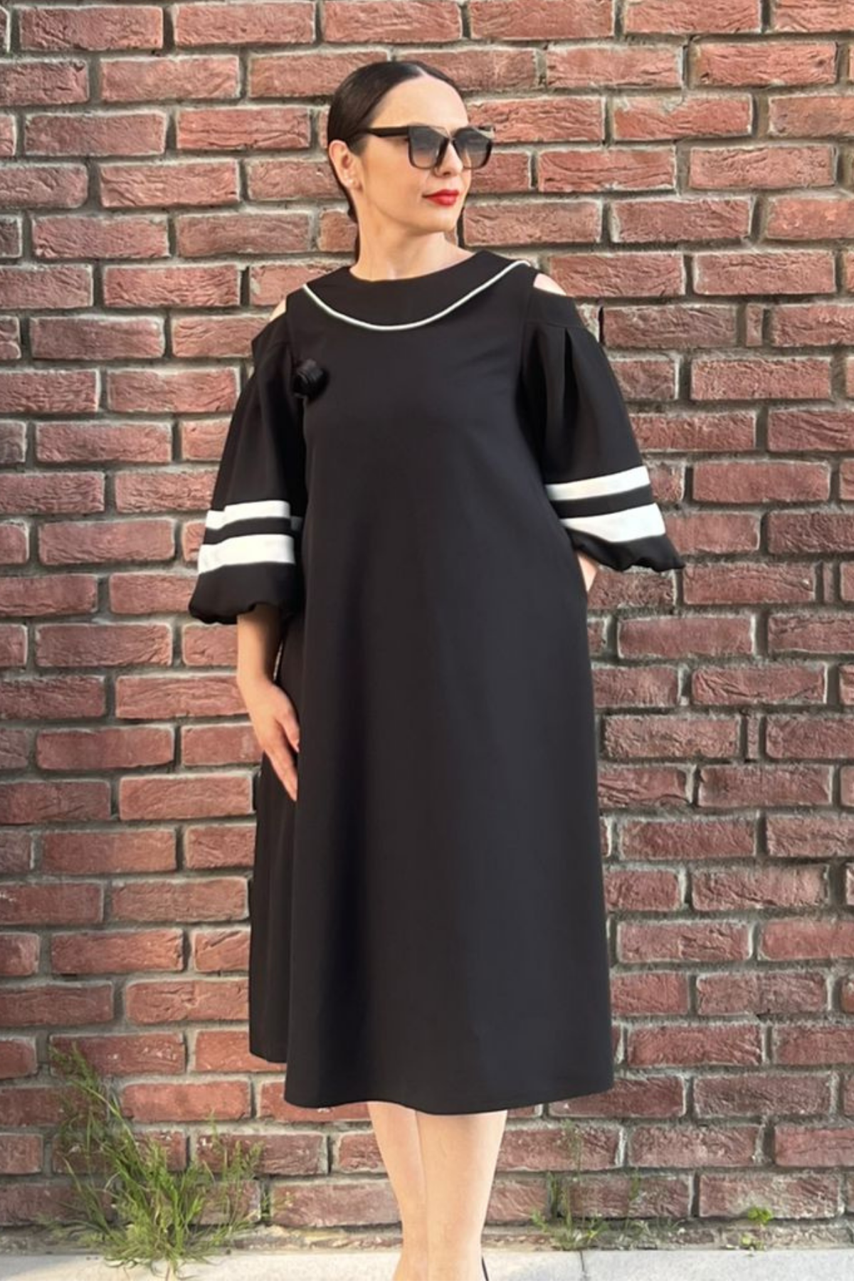 Büyük Beden Bebe Yaka Çizgili Kol Abiye Elbise