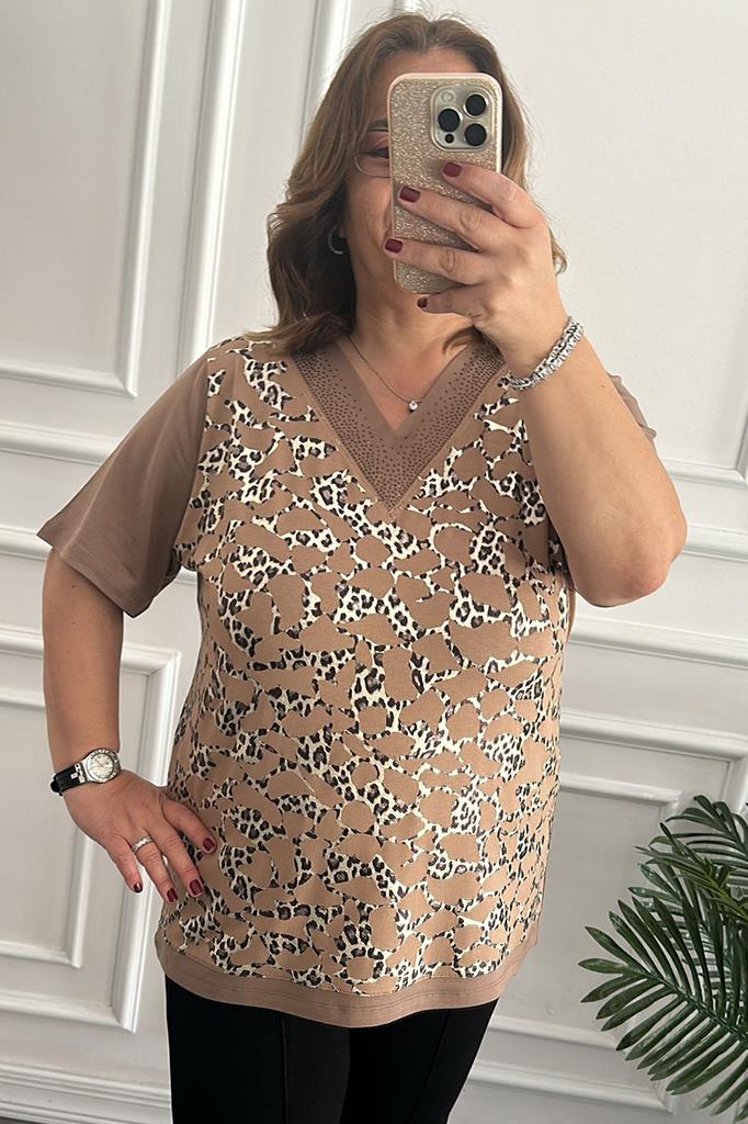 Büyük Beden V Yakalı Leopar Desenli Bej Bluz