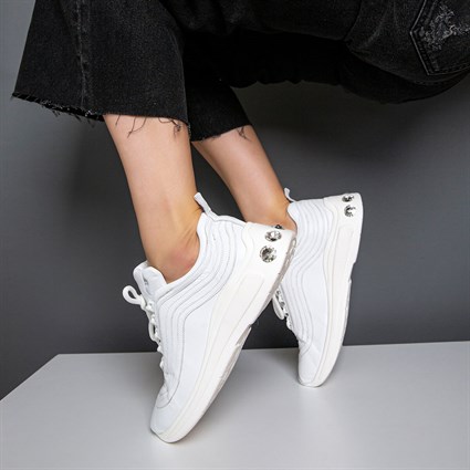  Beyaz Deri Taşlı Taban Detaylı Sneakers