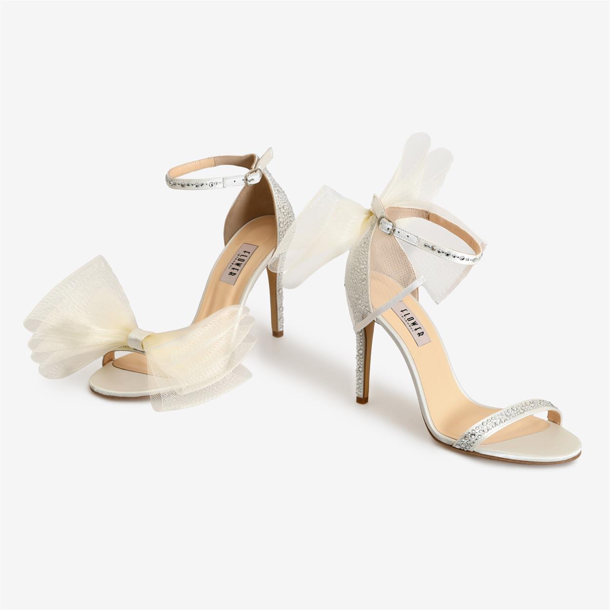 Beyaz Saten Taş ve Tül Detaylı Topuklu Kadın Sandalet | Flower Ayakkabı