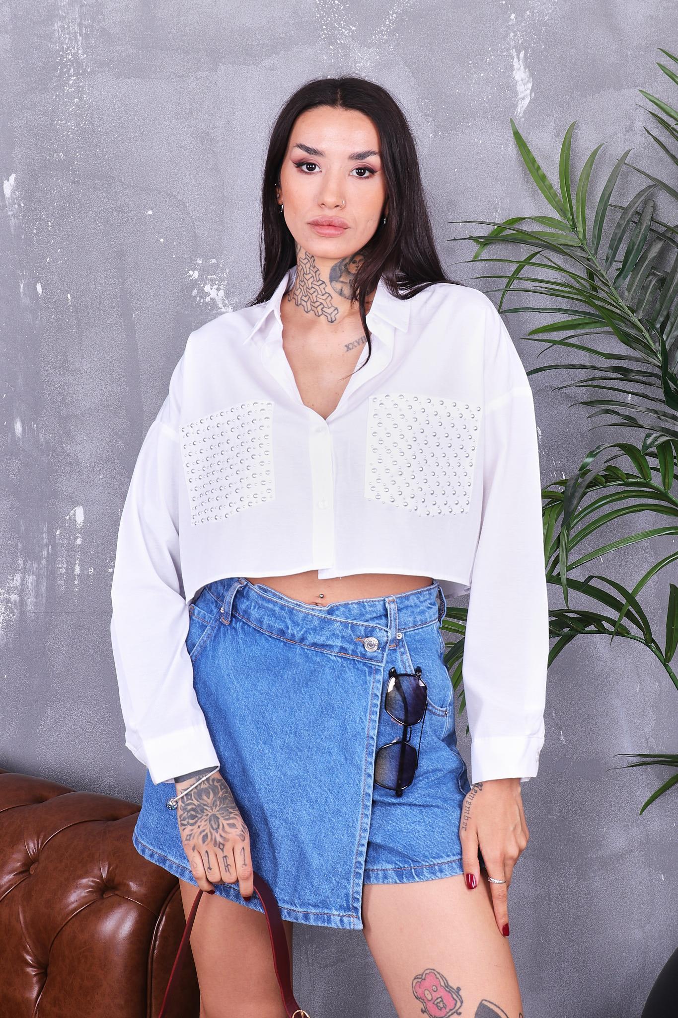 Gömlek Cepleri Zımba Aksesuarlı Crop Gömlek