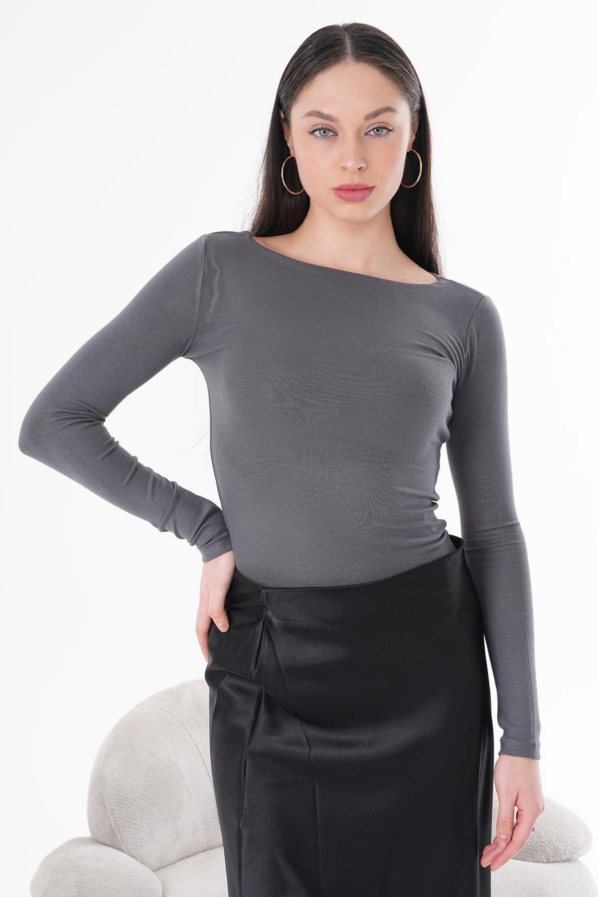 Bluz Pamuklu Kayık Yaka Badi