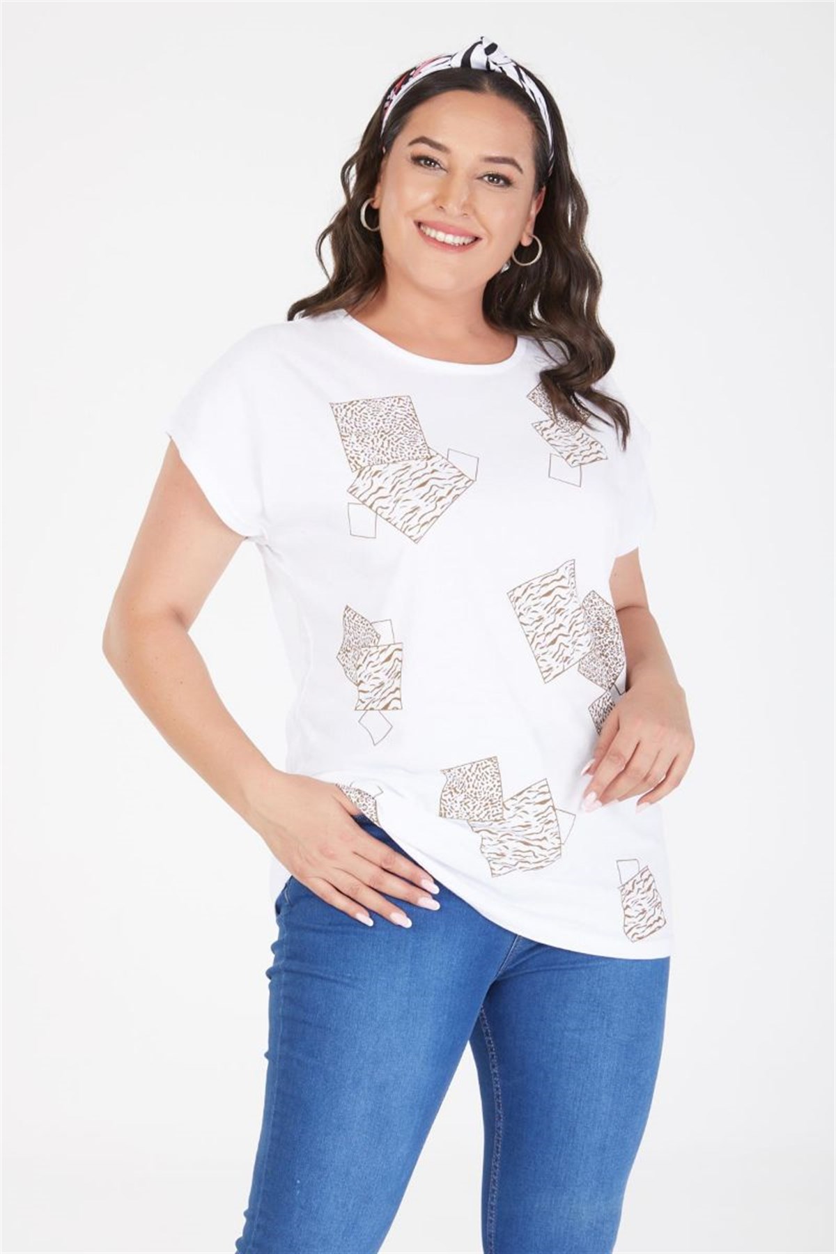 Tshirt Büyük Beden Kare Desenli Yarasa Kol T-Shirt Beyaz