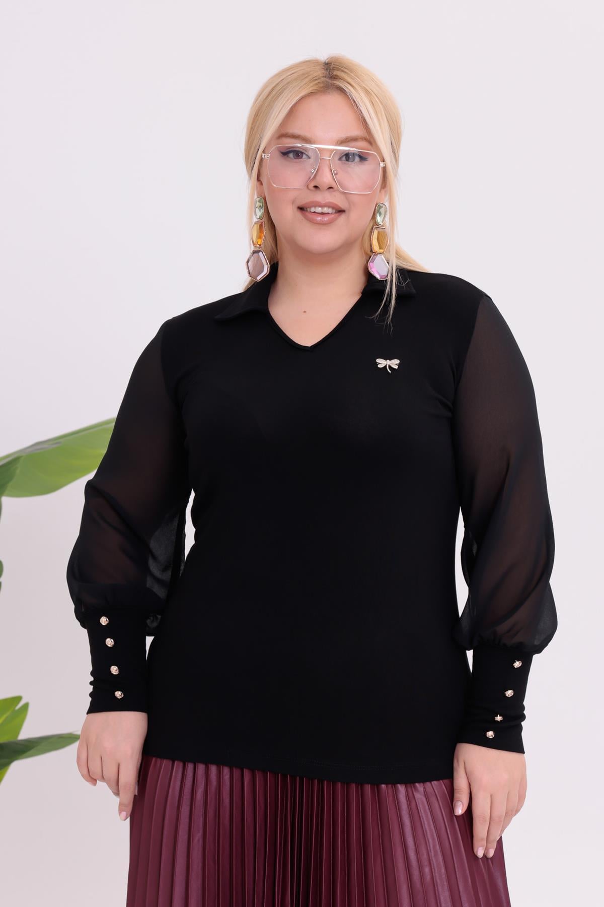 Büyük Beden Polo Yaka Gold Broş Detaylı Bluz