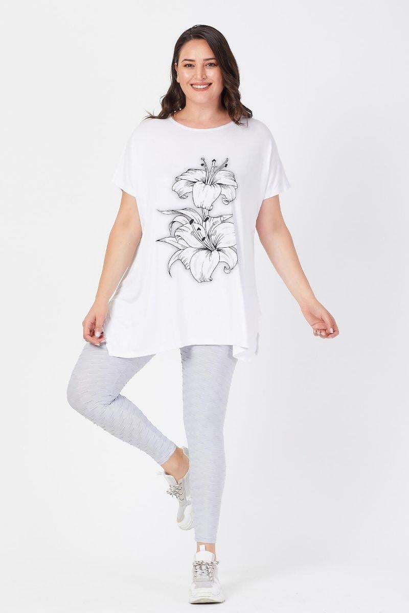 Tshirt Büyük Beden Salaş Zambak Çiçek Baskılı T-Shirt Beyaz