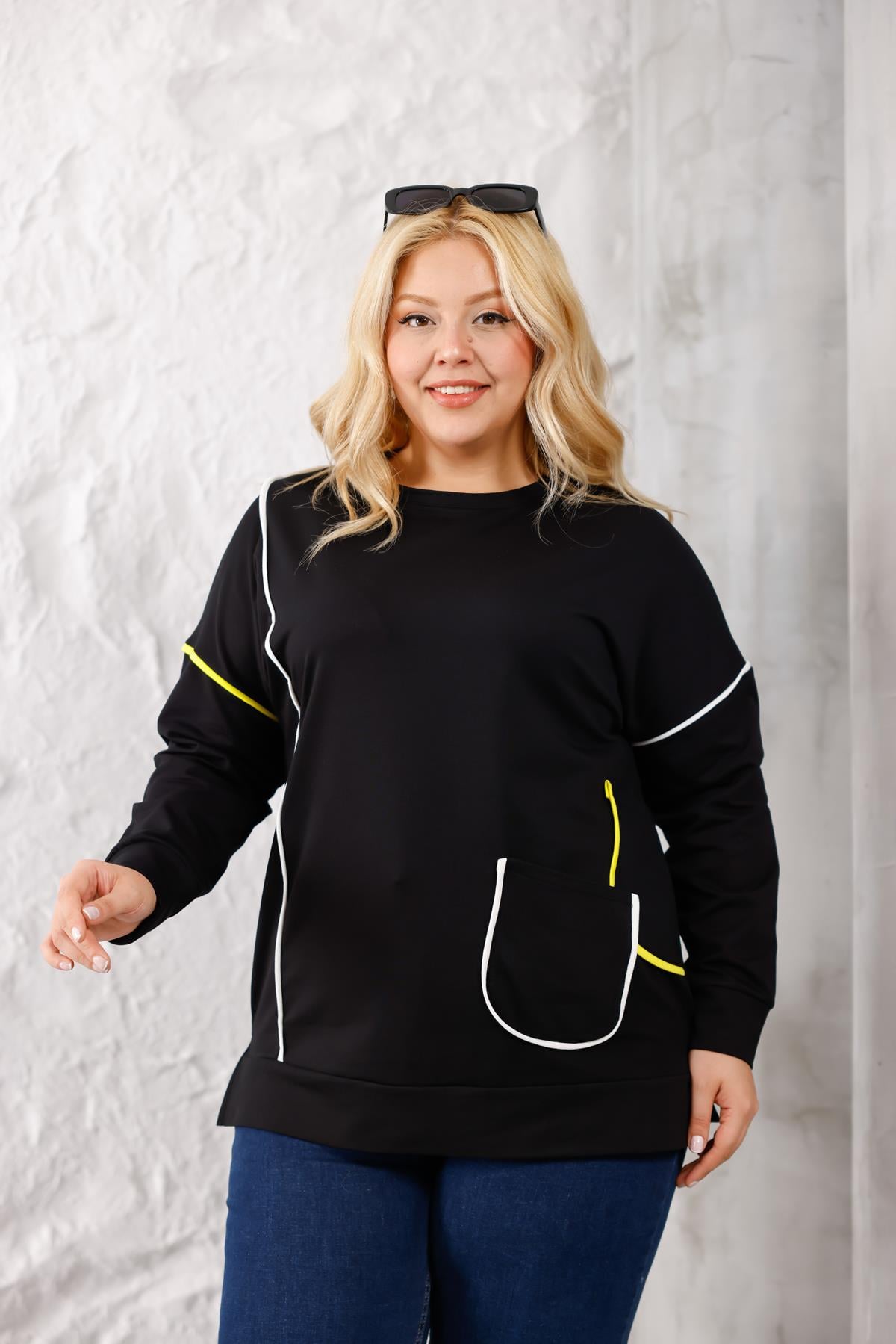 Büyük Beden Şerit Detaylı Cepli Sweatshirt