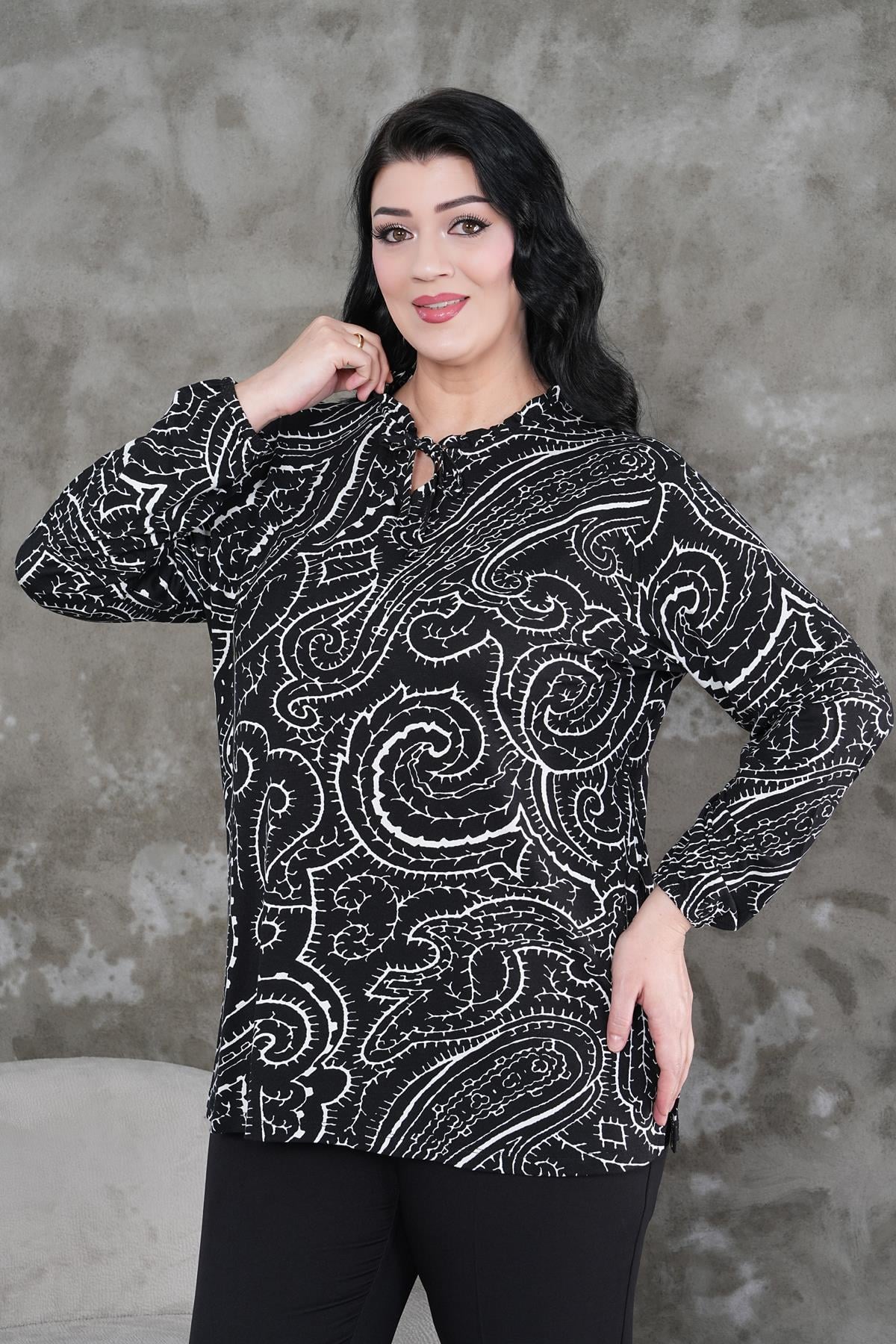 Büyük Beden Yakası Fırfırlı Kolları Lastikli Oversize Bluz