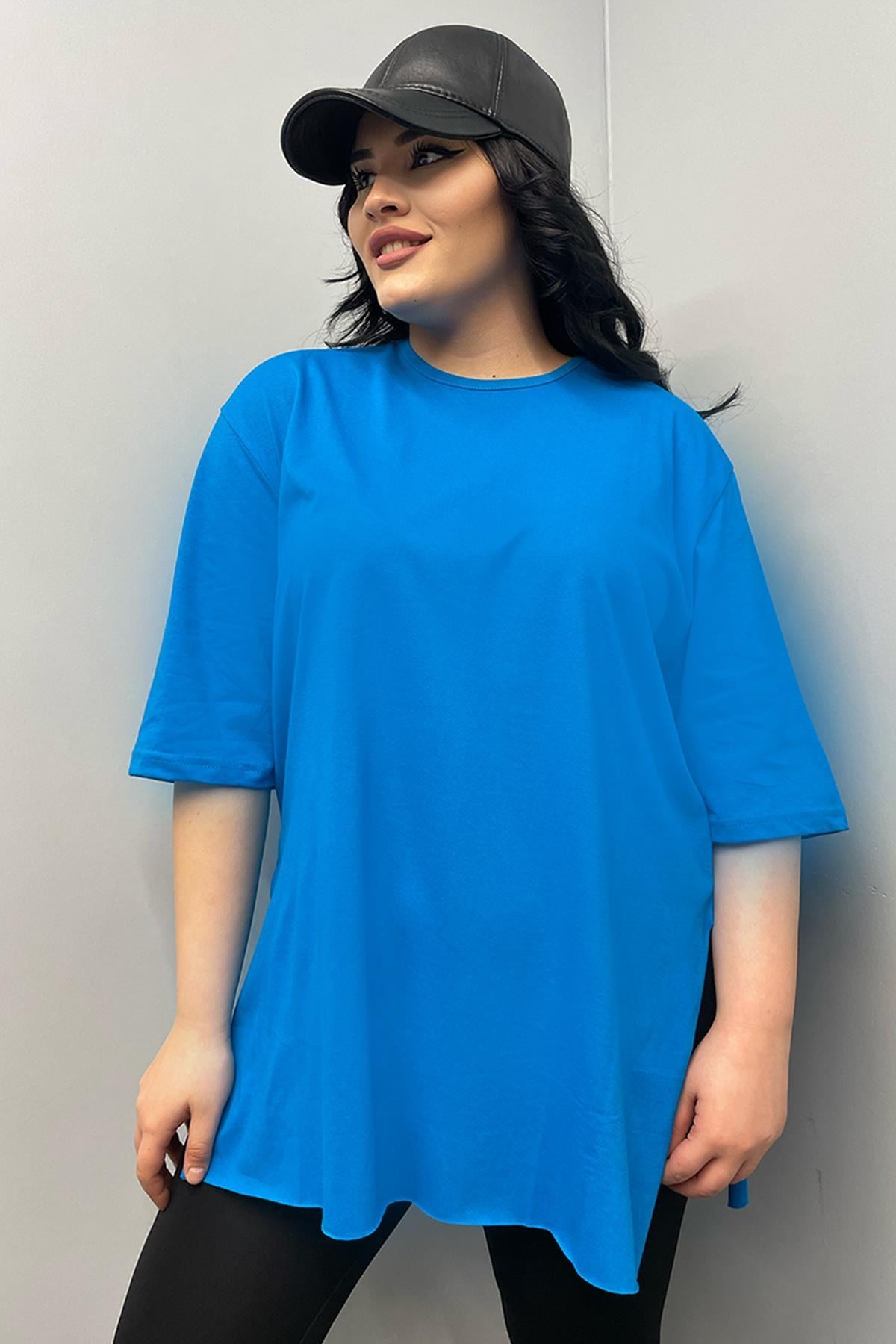 Tshirt Büyük Beden Yırtmaçlı Pamuklu Yarım Kol Basıc T-Shirt