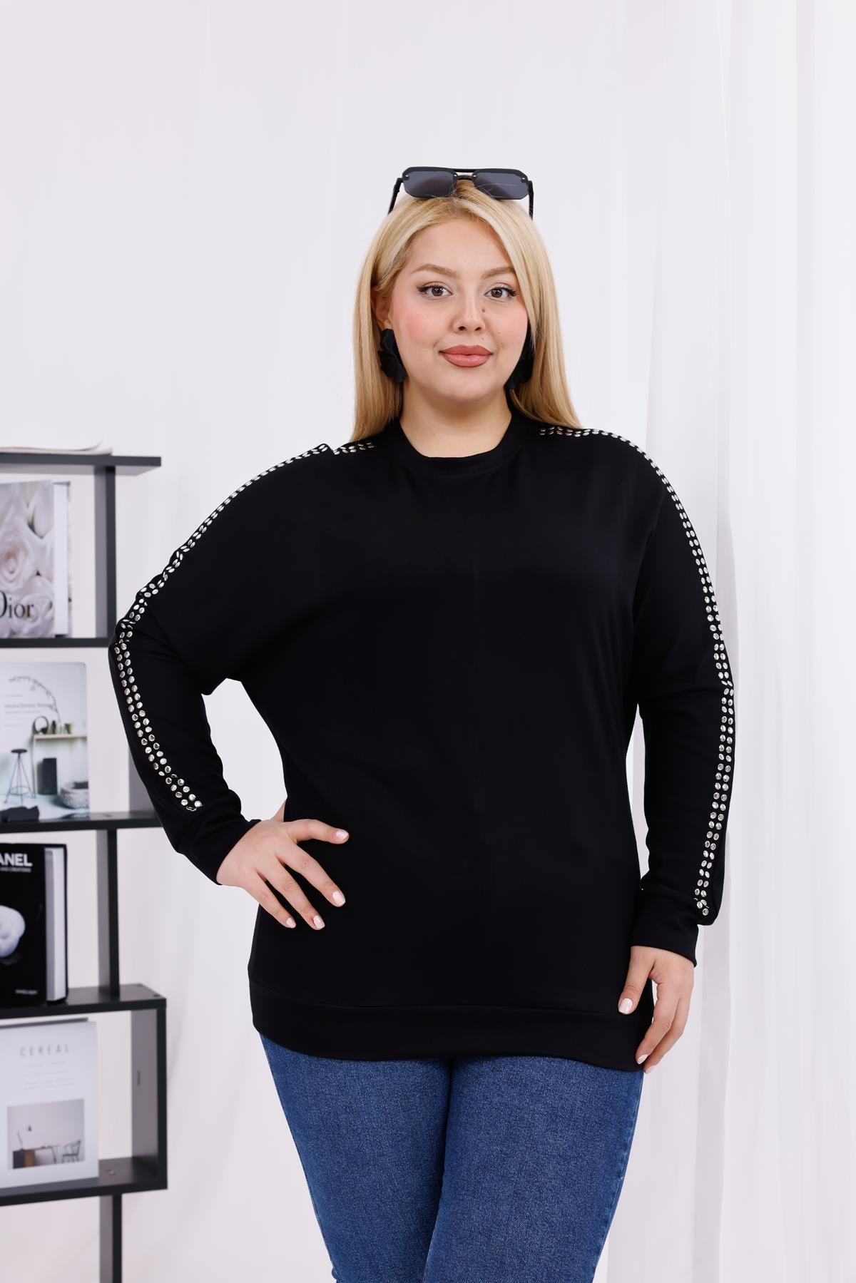 Uzun Kol Bluz Büyük Beden Zımba Detaylı Modal Kumaş Sweatshirt