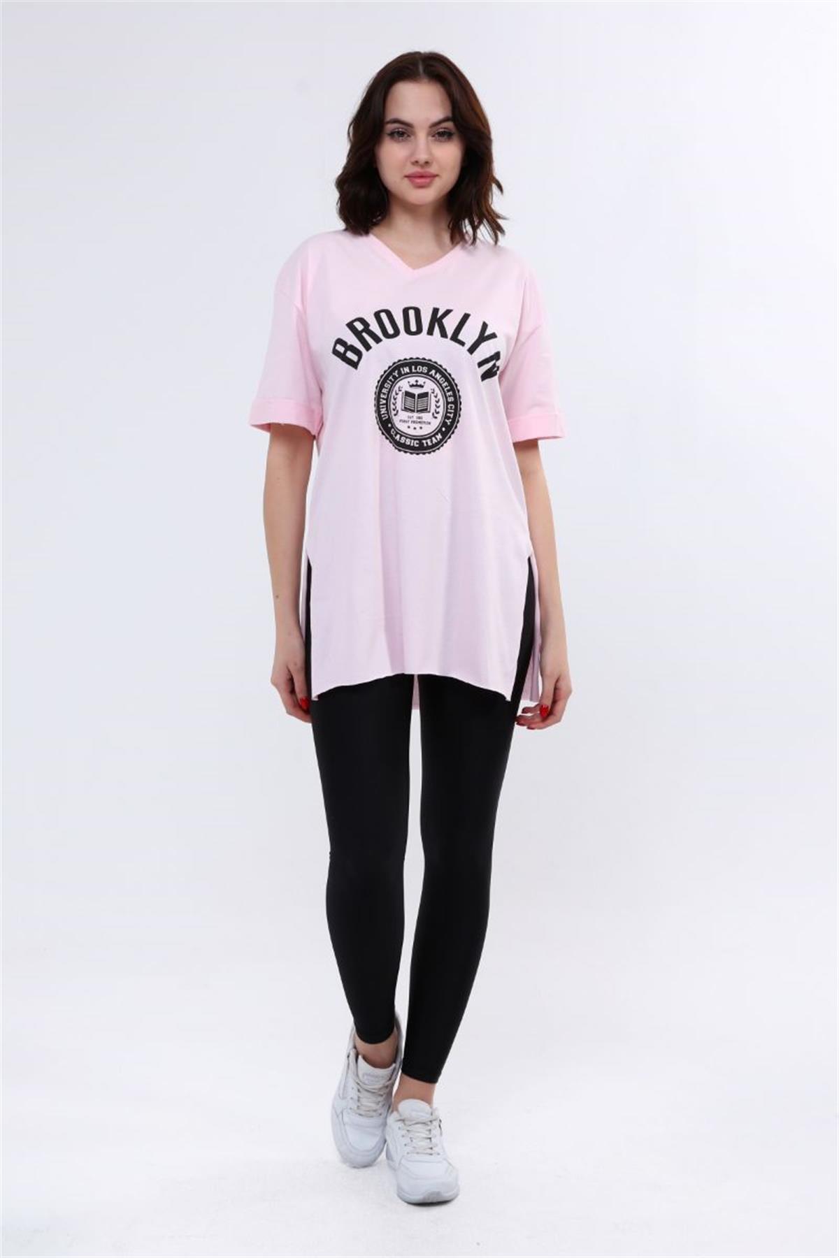 Tshirt Kadın Önü Baskılı Yırtmaçlı T-Shirt Pembe