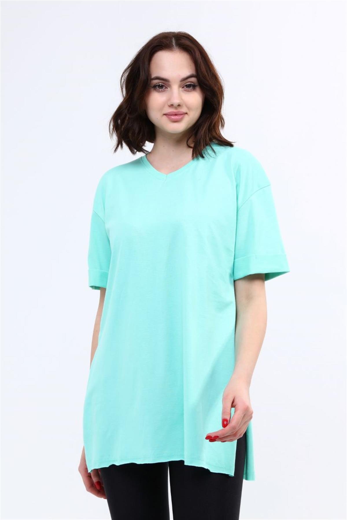 Tshirt Kadın V Yaka Yırtmaçlı Basic T-Shirt Su Yeşili