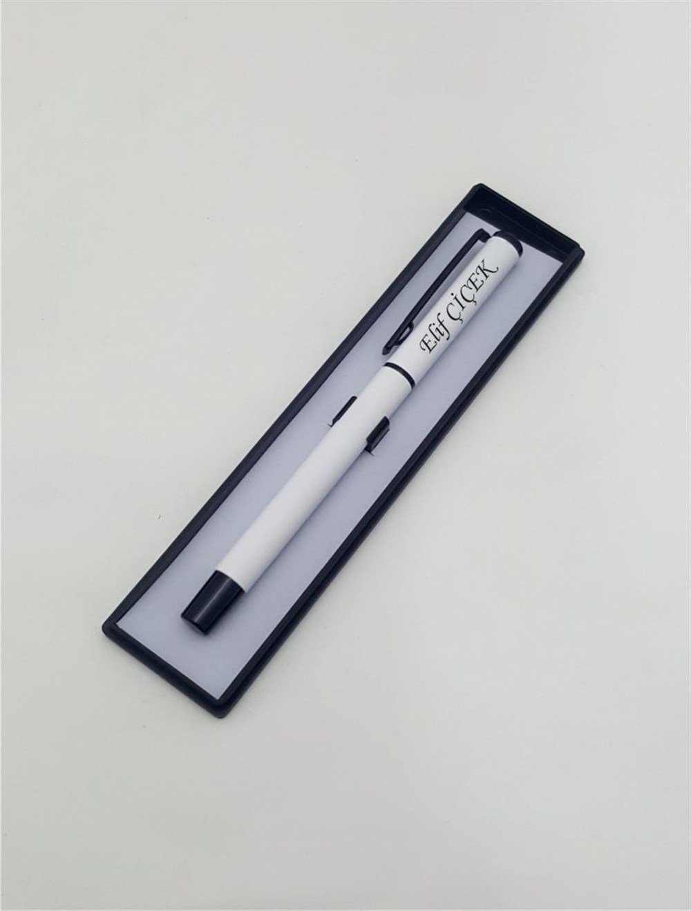 KalemKİŞİYE ÖZEL KUTULU İSİMLİ KALEM BEYAZ