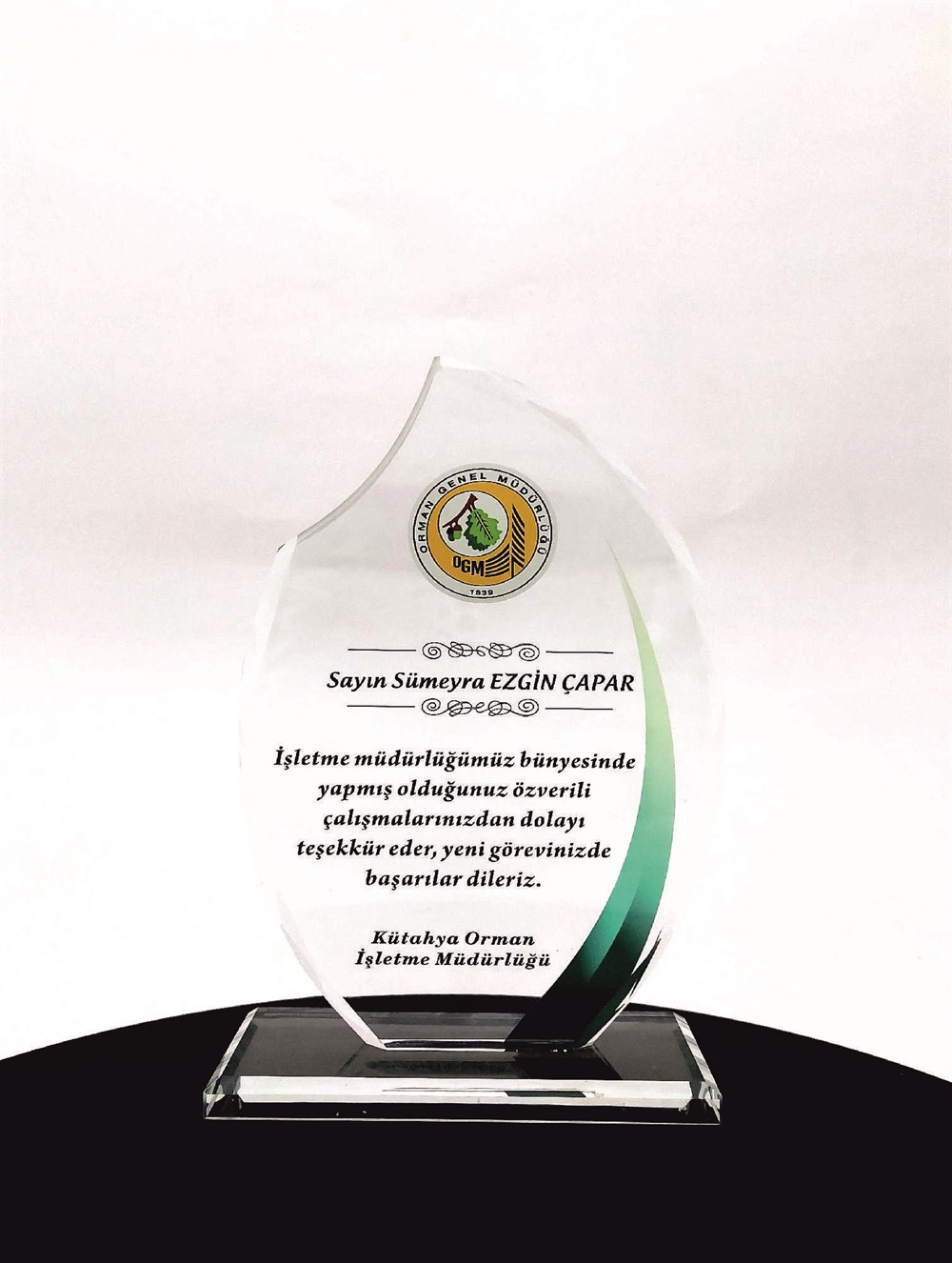 Kristal PlaketALTIN REKLAM KRİSTAL PLAKET 3