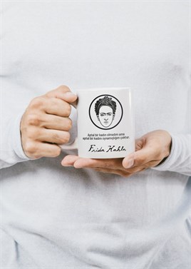 Dizi FilmFRIDA KAHLO ÖZEL BASKILI KUPA