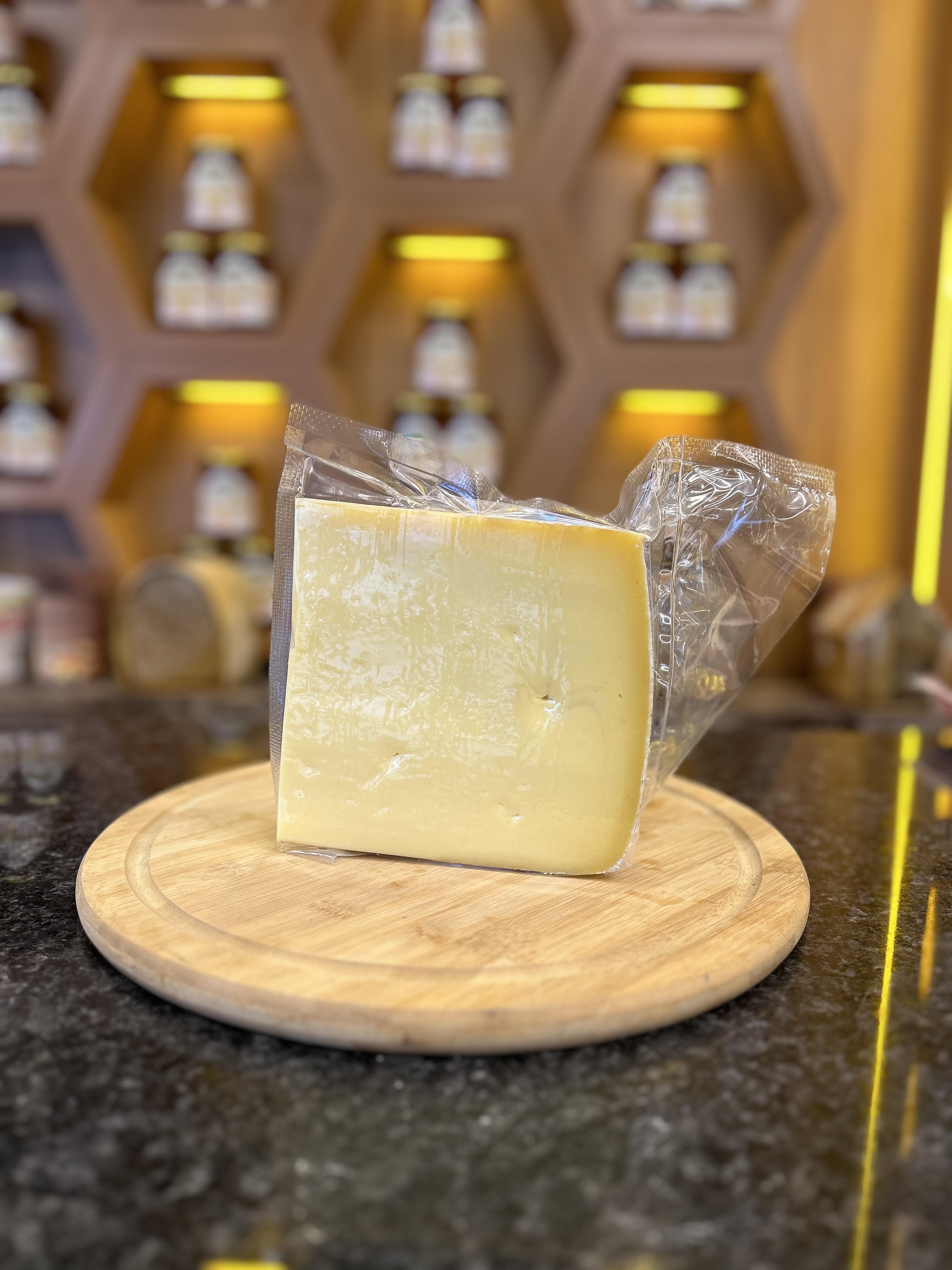 Kars Eski Kaşar 500 Gr