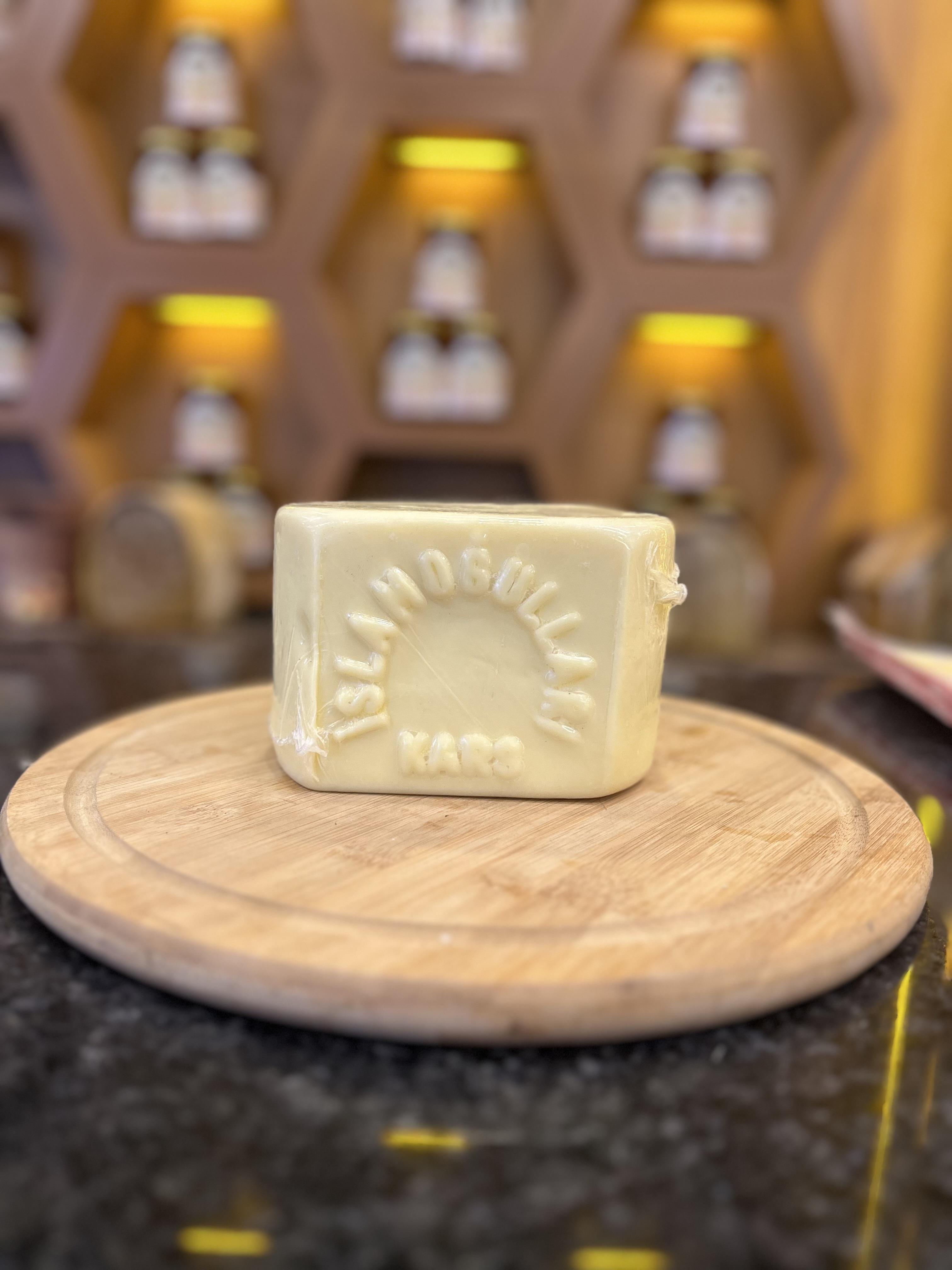 Kars Taze Kaşar 1,850 Kg ile 2 Kg Arası