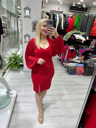 Kırmızı Kolları Şifon Plisoleyli Etek Yırtmaçlı Elbise