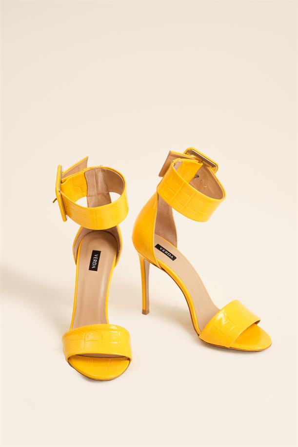 Sarı Topuklu Ayakkabı
