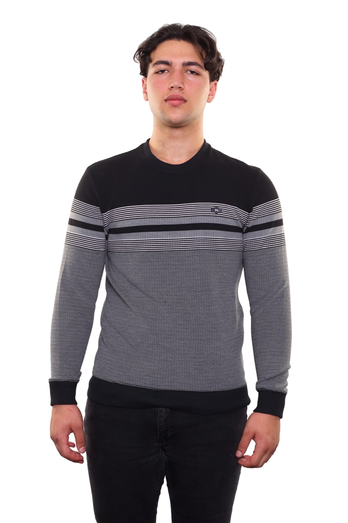 Yuvarlak Yaka Sweatshirt 