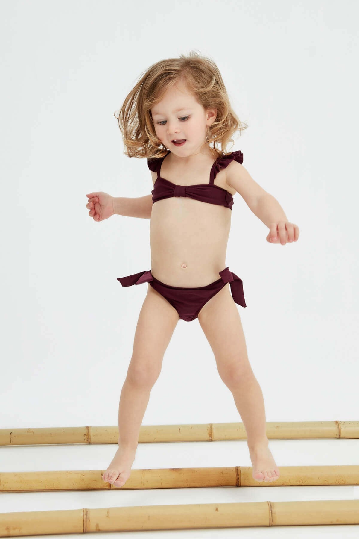 Bella - Bordo fırfır detaylı çocuk bikini