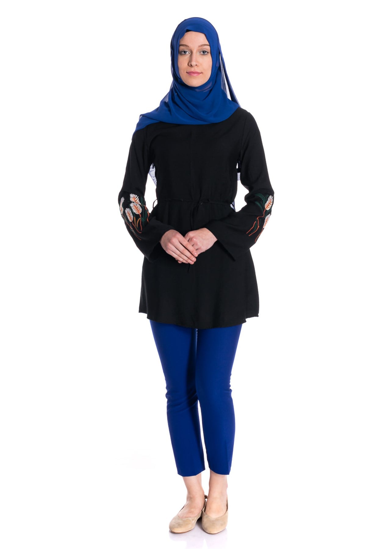 Kolu Nakışlı Siyah Tunik Tunik