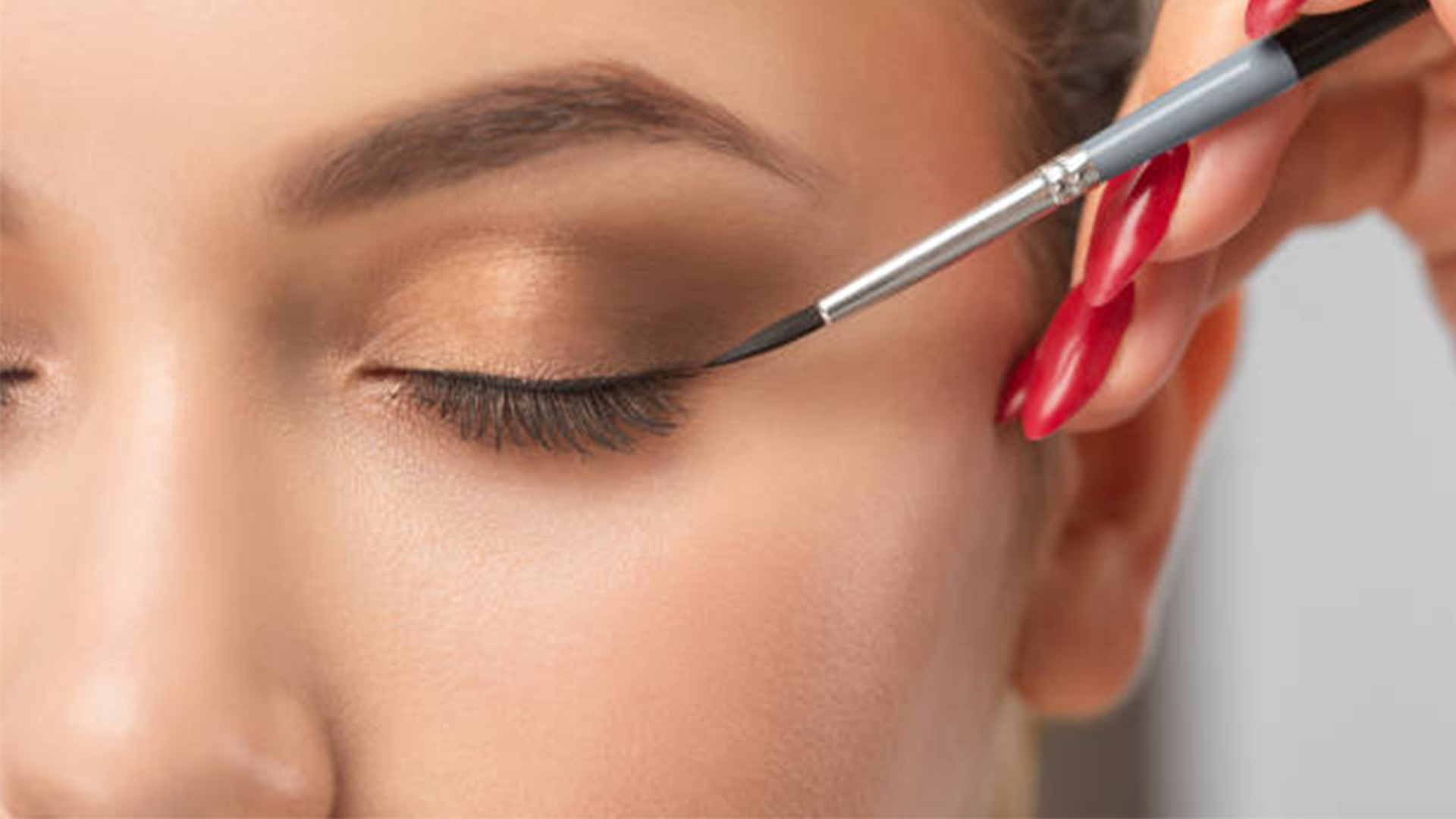 eyeliner
