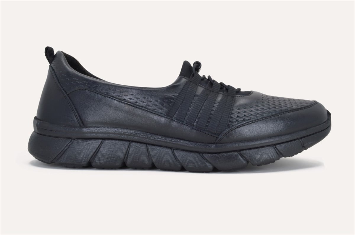 ComfortOrtopedia Kadın Deri Ayakkabı 1581 - SİYAH