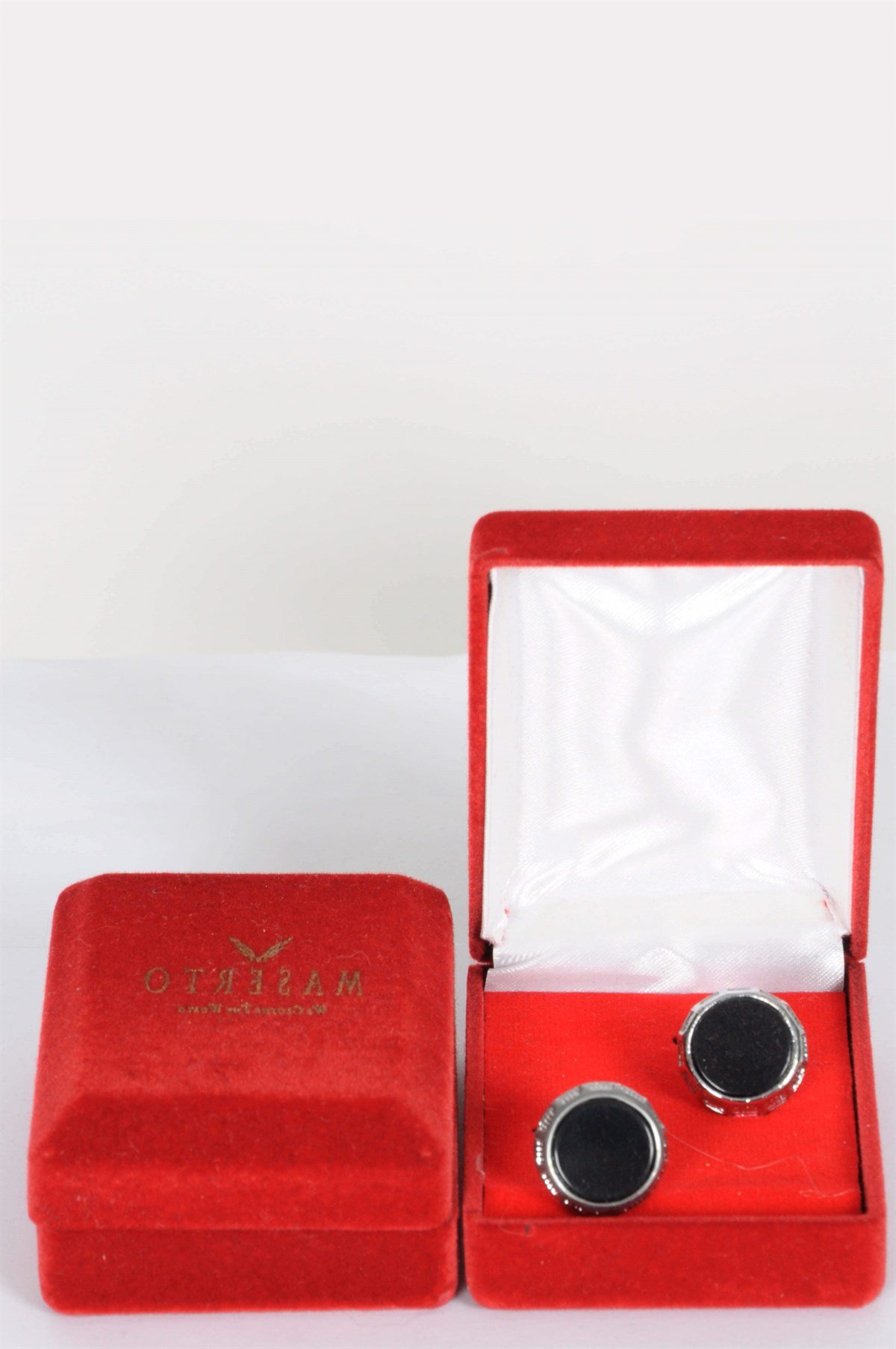 Maserto Klasik Siyah Kol Düğmesi