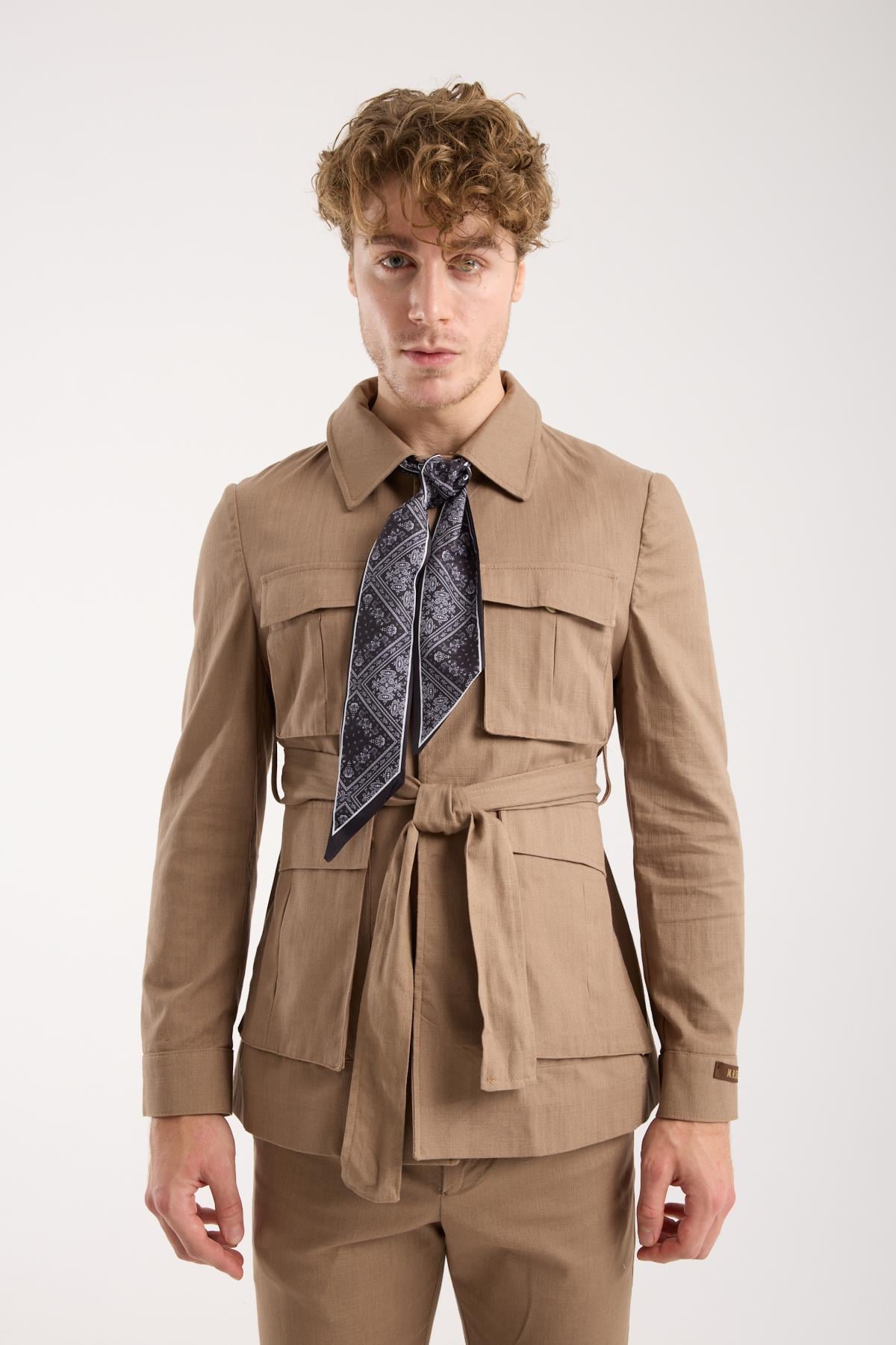 Maserto Bej Kuşaklı Safari Tasarım Erkek Takım Elbise