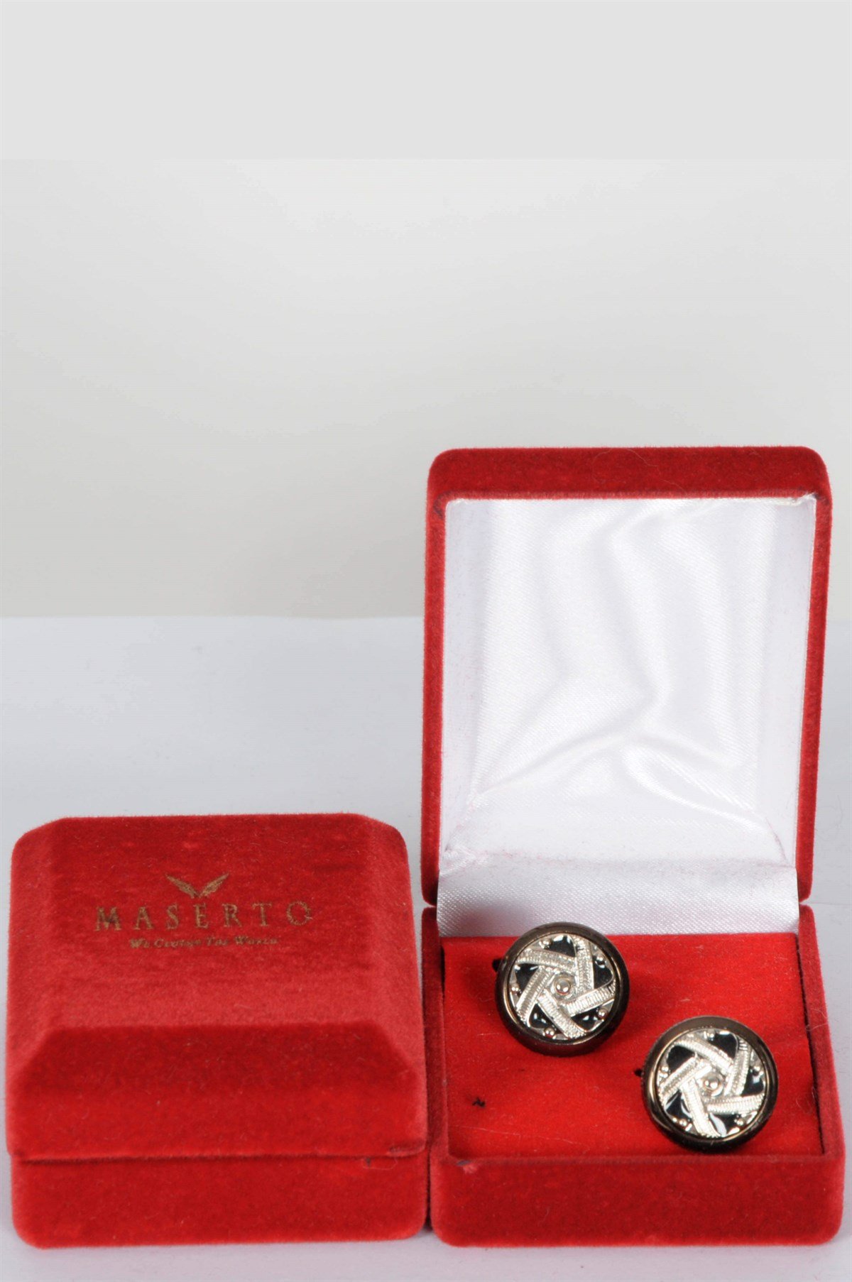 Maserto Klasik Kol Düğmesi