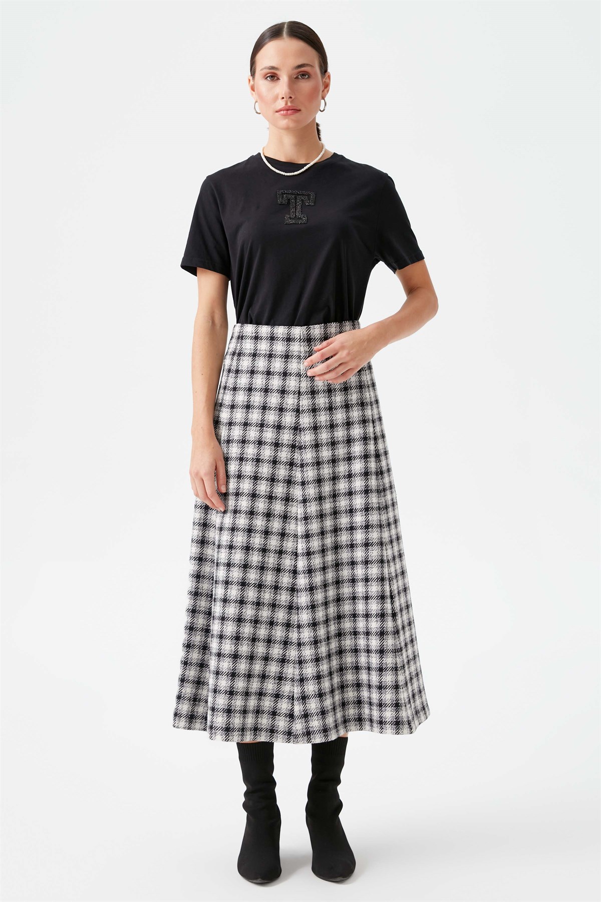 Six Piece Plaid Skirt - Black