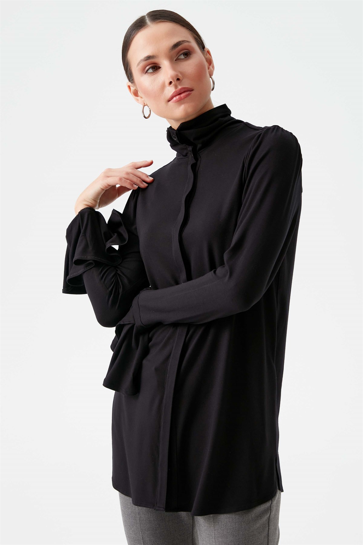 Turtleneck Flywheel Cuffed Combed Cotton Blouse with Concealed Pop - Black
