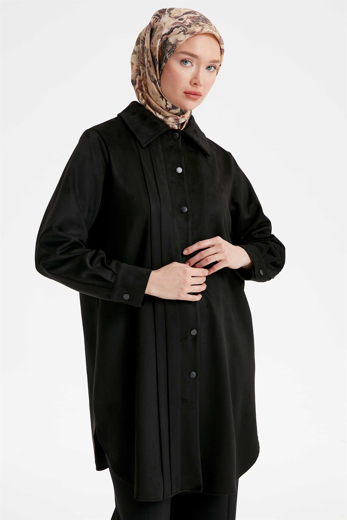 Plus Size Low Sleeve Pleat Detailed Asymmetrical Cut Tunic - Black