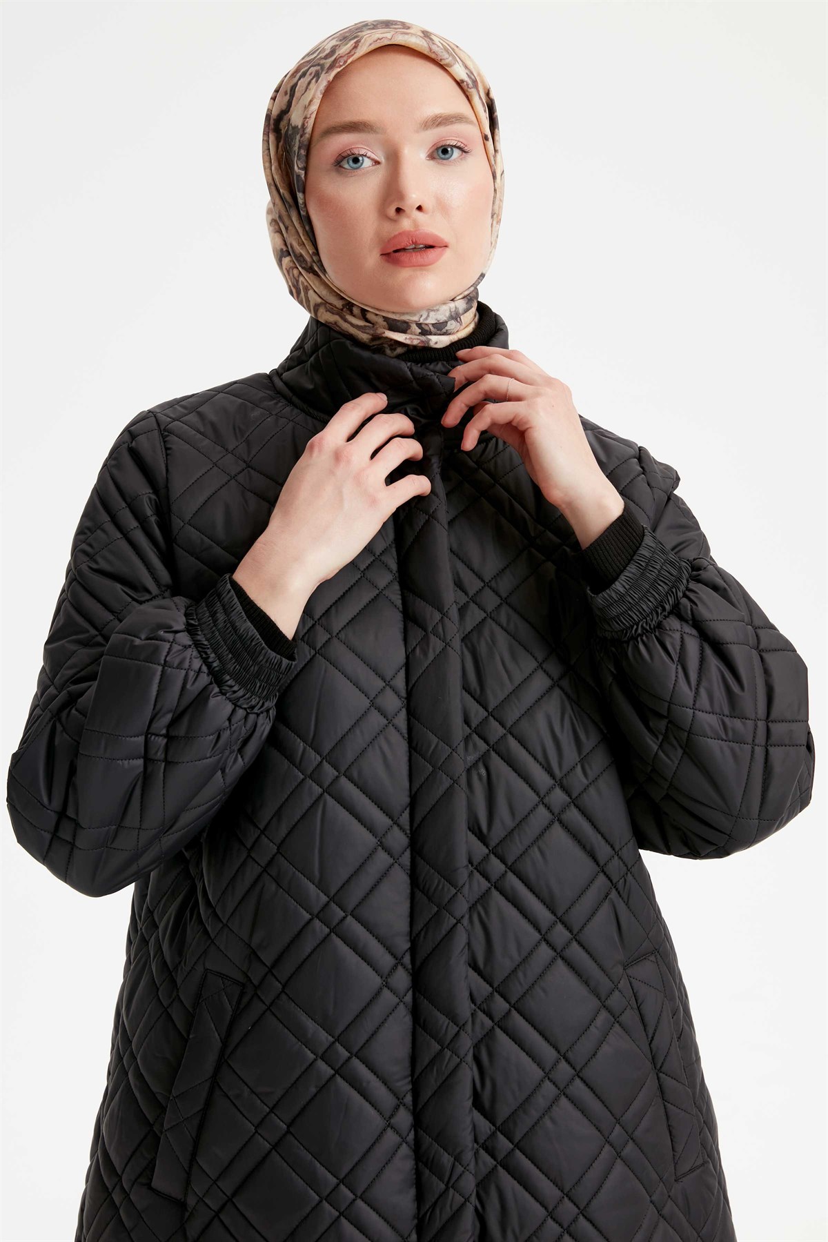 Plus Size Hidden Pat Quilted Coat - Black