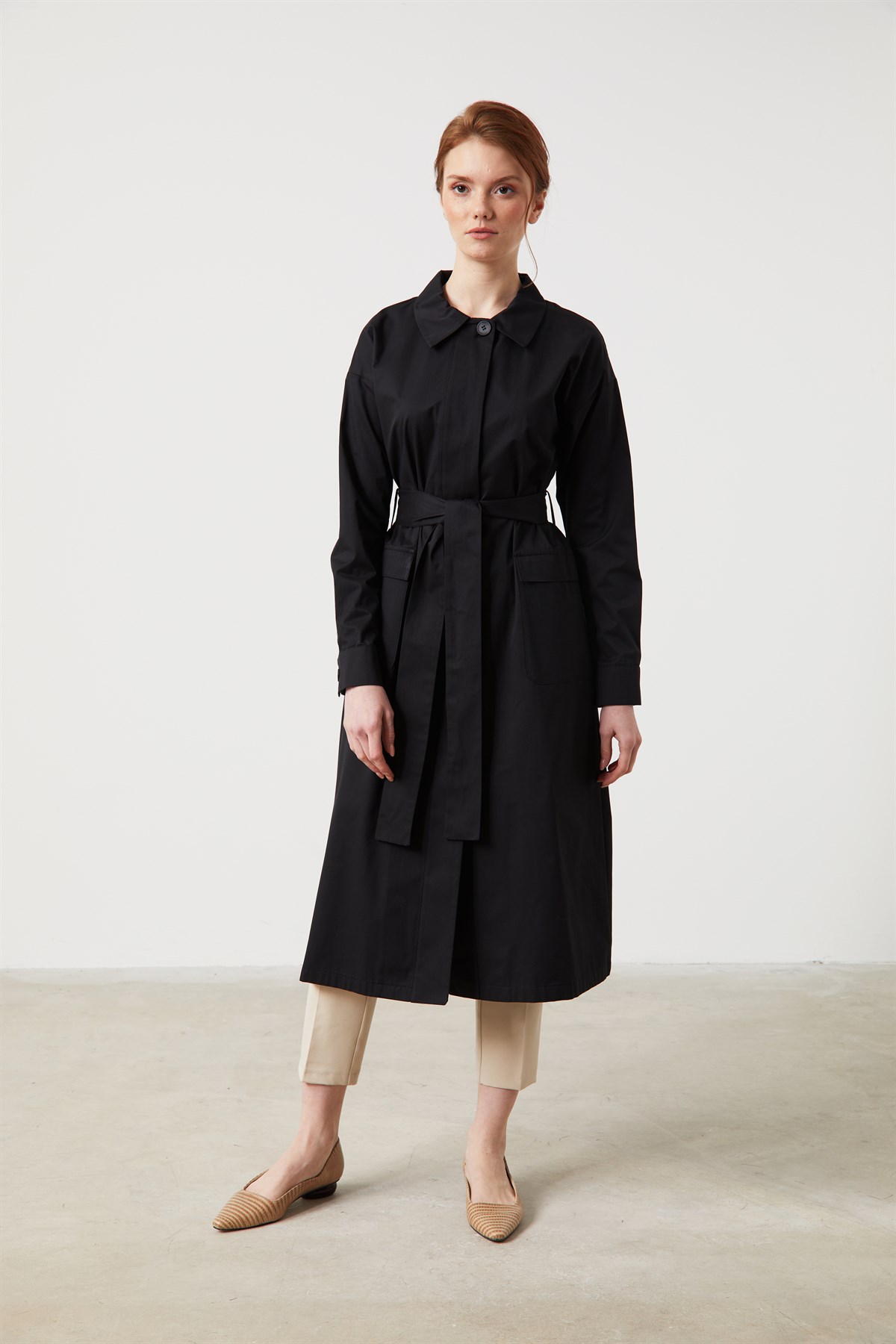 Buttoned Belted Trench Coat - Black