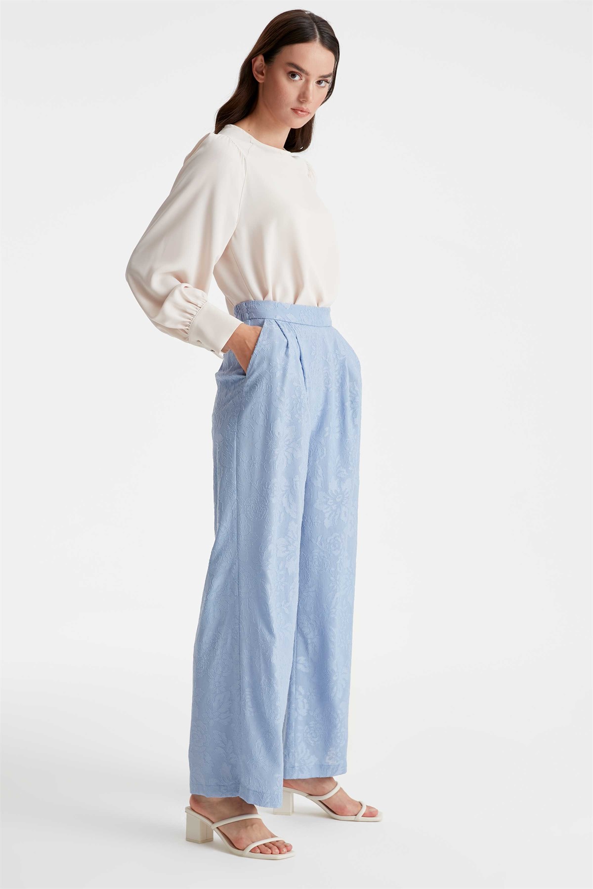 Jacquard Single Pleat Trousers - Light Blue