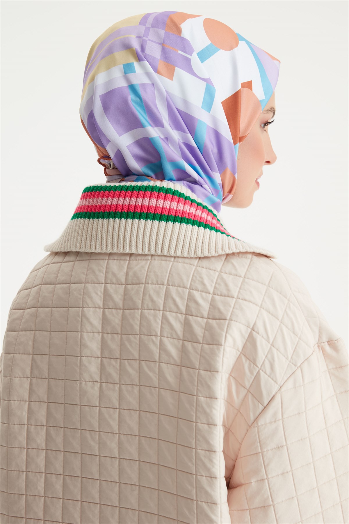 Rayon Twill Renkli Geometrik Desen Eşarp - Taba
