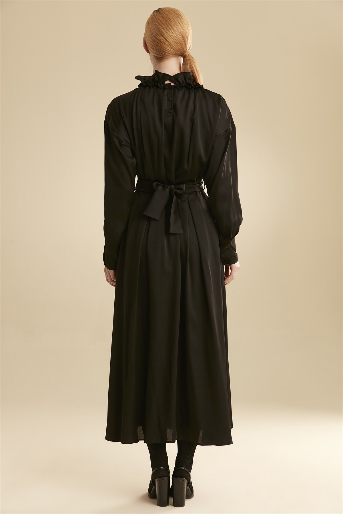 Tuğba Fır Fır Yaka Elbise - Siyah