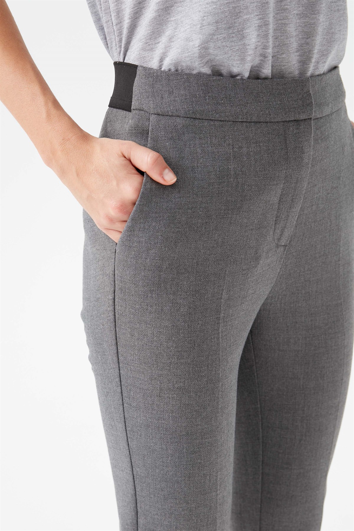Yüksek Bel Lastikli Yırtmaç Detaylı Pantolon - Füme