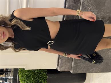 Aksesuarlı Siyah Tasarım Elbise