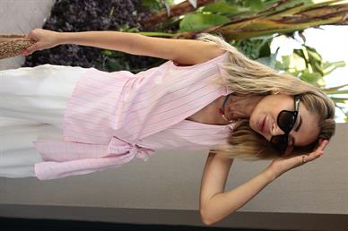 Bağlamalı Pembe Çizgili Kolsuz Gömlek