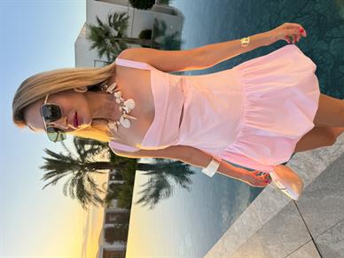 Balon Etekli Dekolteli Pembe Elbise