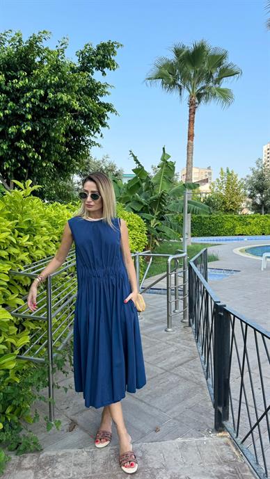 Beli Drapeli Lacivert Uzun Elbise